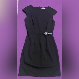 Black sleeveless dress